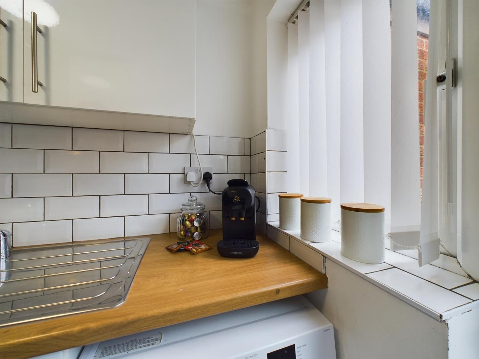 Charming Apartments - Cosy Retreat - Short Drive To City Centre - Free Parking Liverpool Exterior foto