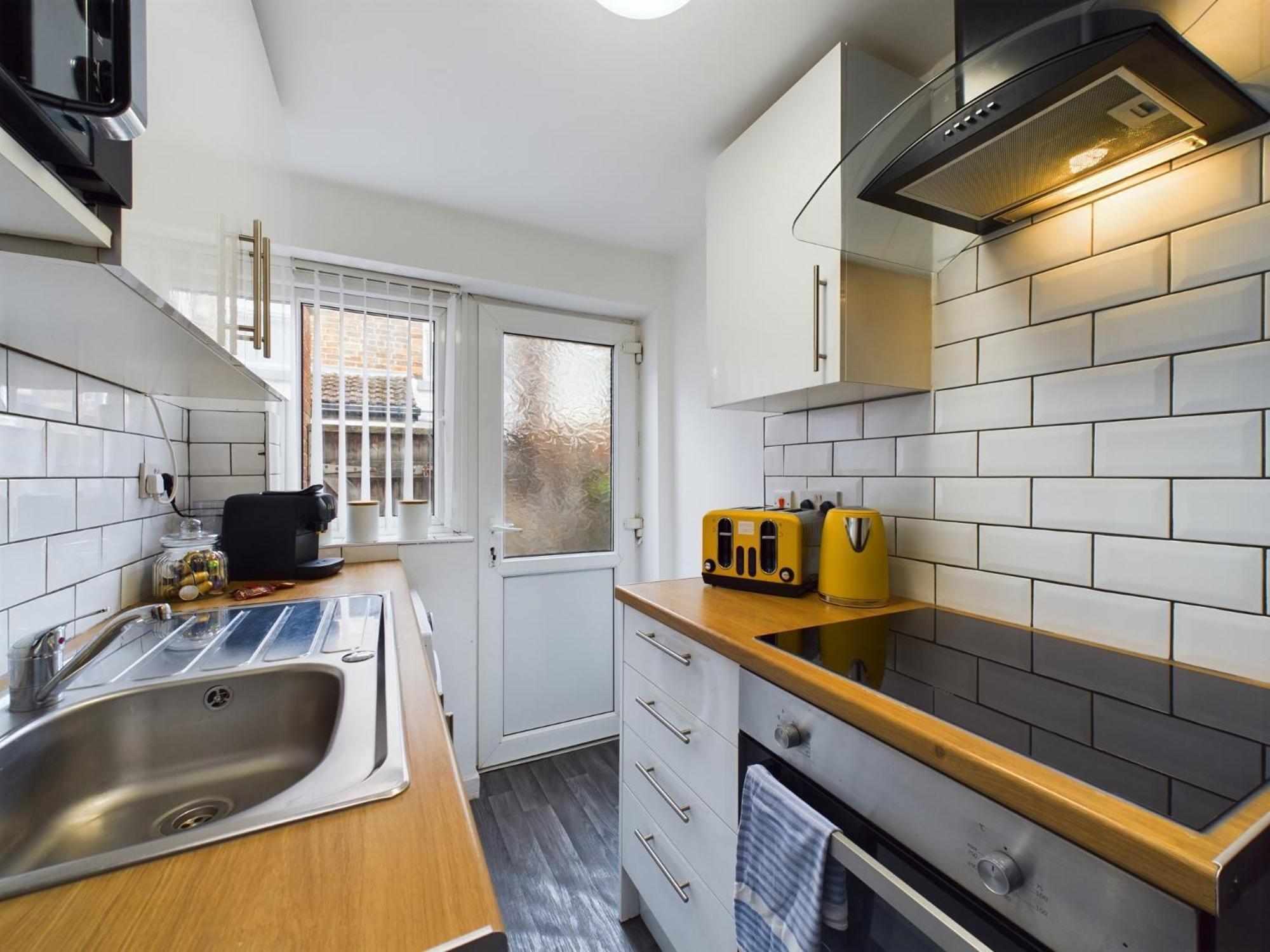 Charming Apartments - Cosy Retreat - Short Drive To City Centre - Free Parking Liverpool Exterior foto